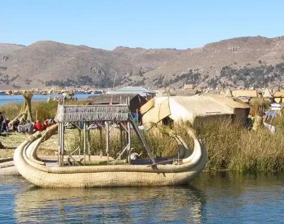 Uros Inseln auf dem Titicaca See