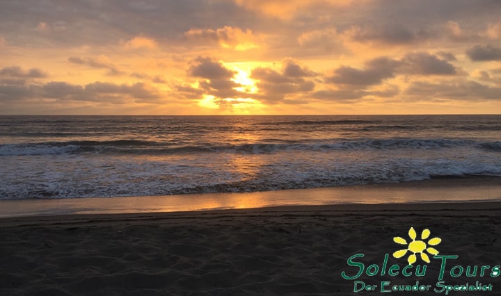 Sonnenuntergang Strand Puerto Lopez