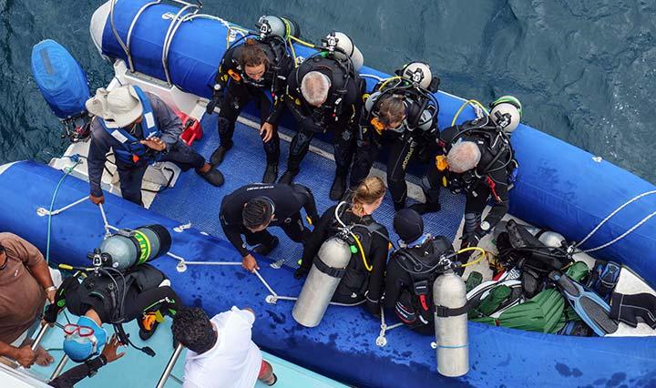 Tauchgang auf Tauchreisen auf der Galapagos Yacht Aqua