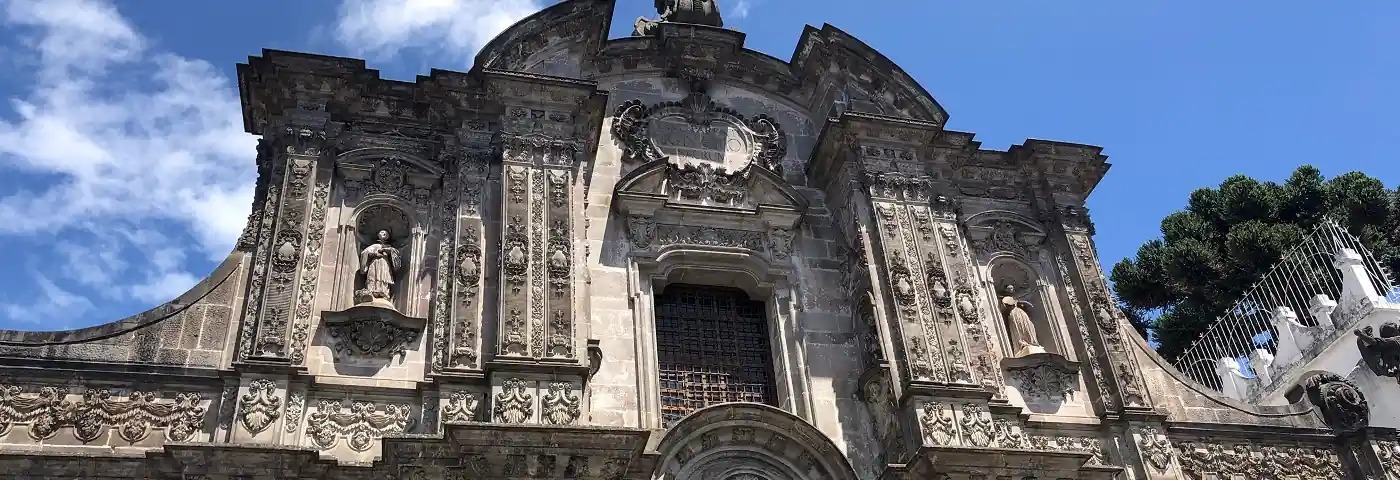 Eingang La Compañia Quito