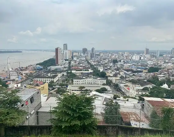 Guayaquil vom Hügel Santa Ana aus