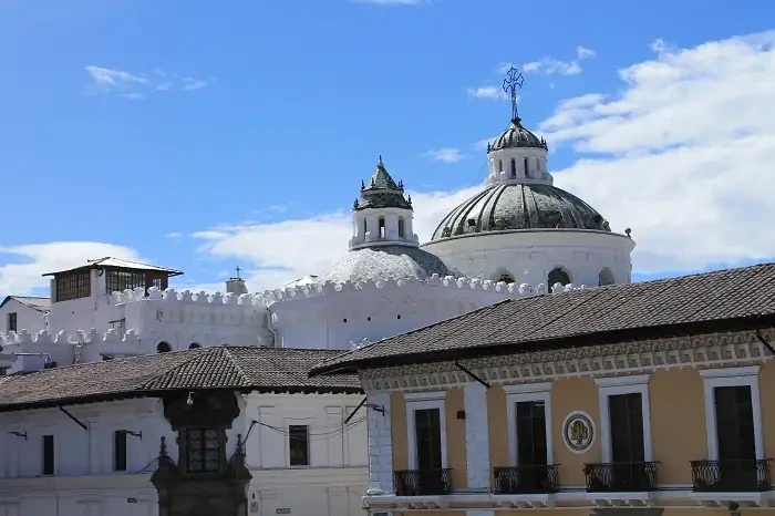 Quito Kuppeln