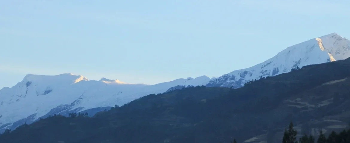 berglandschaft huaraz peru banner