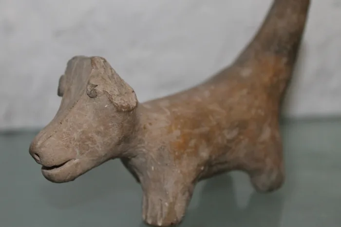chirije Keramik Hund