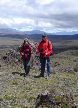Ecuador Reisende bei einer Trekking Tour