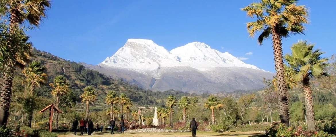 gipfel huaraz peru banner