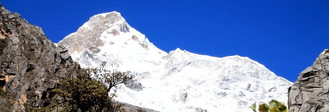 gipfel trekking huaraz peru banner