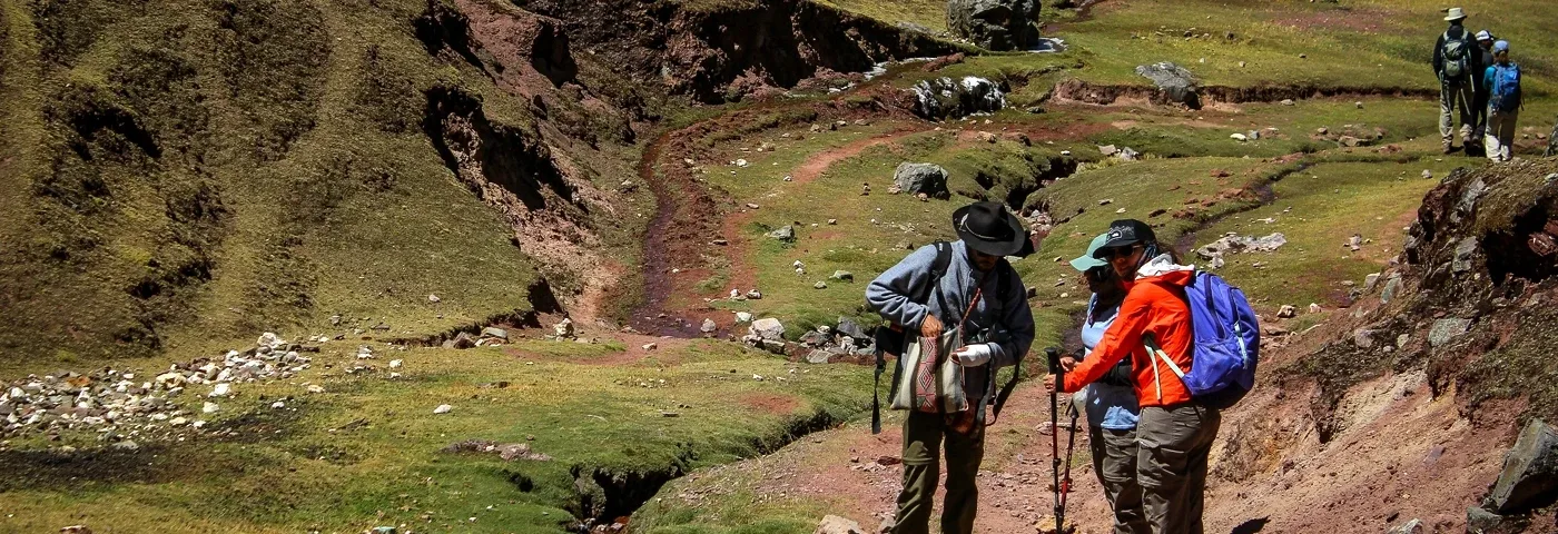 lares trek peru banner